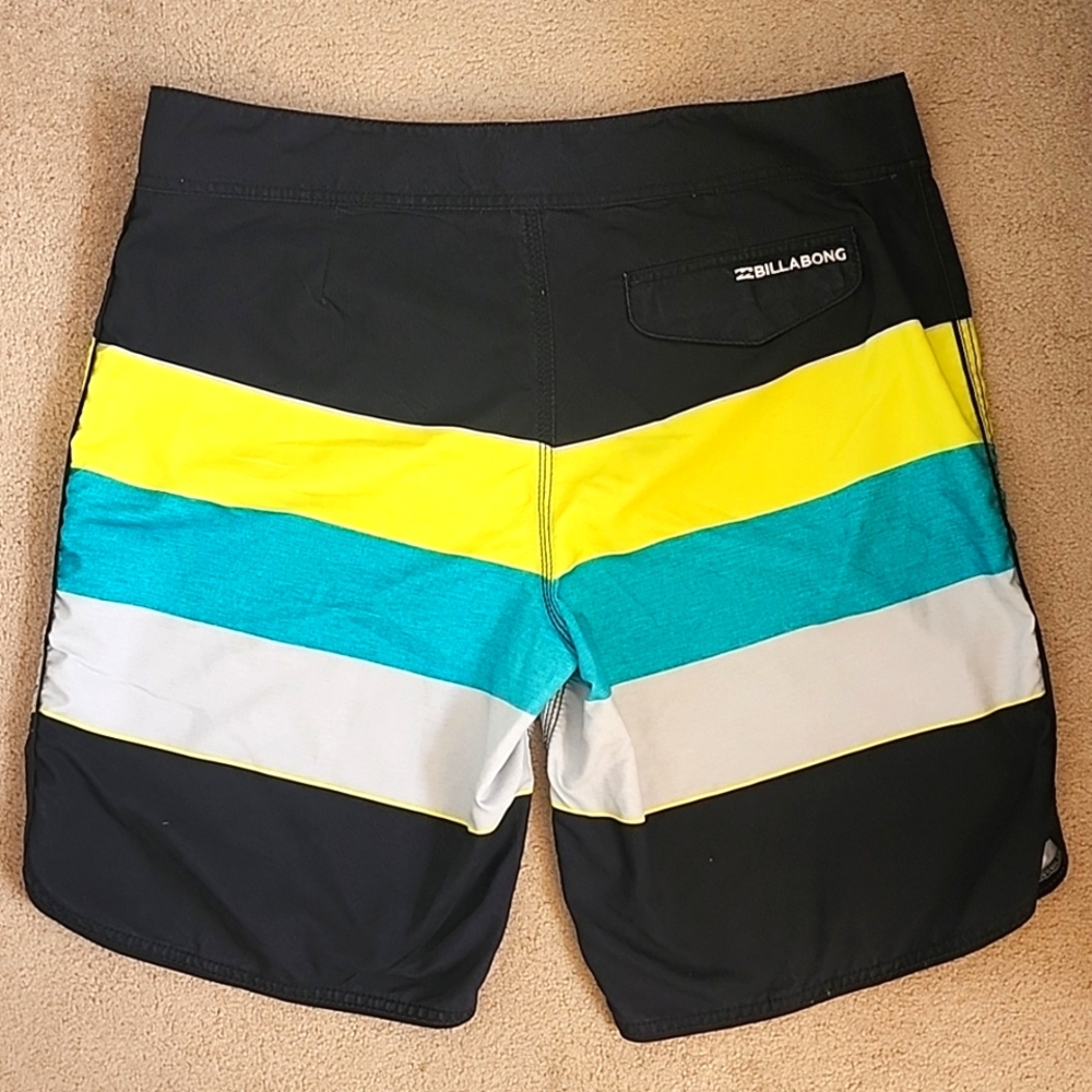 Billabong Swim Stripes Shorts - Picture 4 of 10